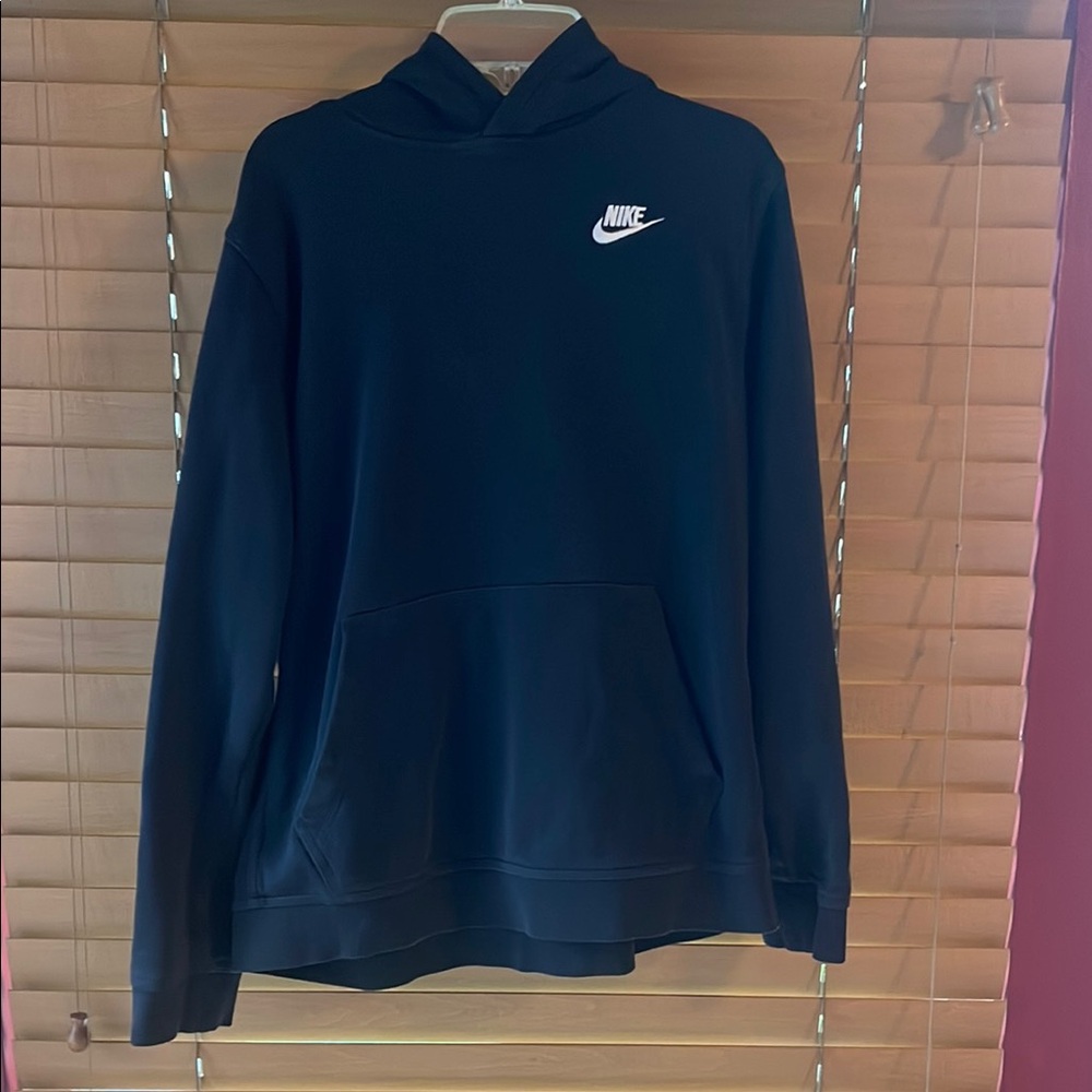 Nike Men's Black Hoodie Small